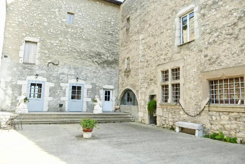 Chateau De La Rive - Suite Prestige - Chambre 2 Personnes Cruet Exterior photo